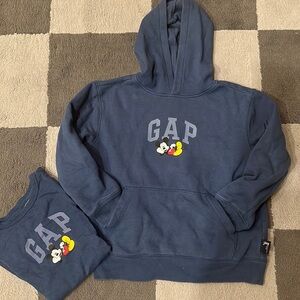 Gap Sweatshirt and TShirt